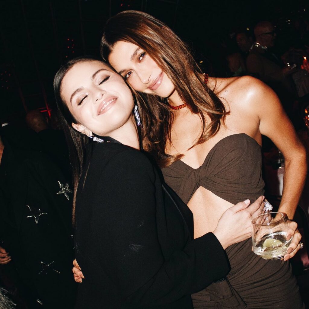 Selena Gomez y Hailey Bieber