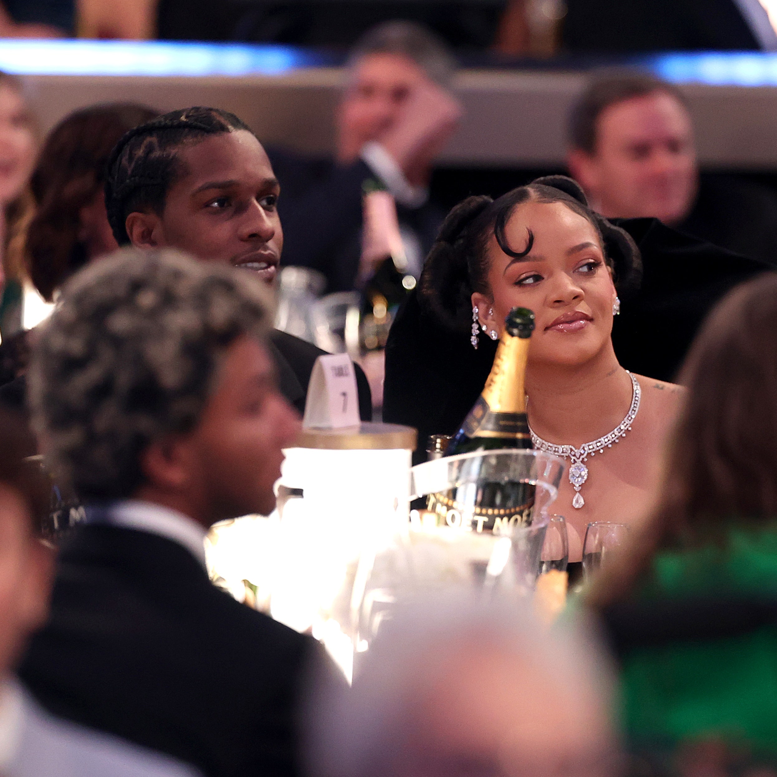 Rihanna Globos de Oro 